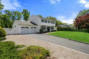 8 Russet Ln, Lake Grove, NY 11755 - Photo 3