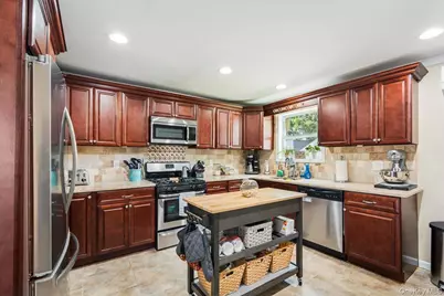 77 Scudder Avenue, Copiague, NY 11726 - Photo 11