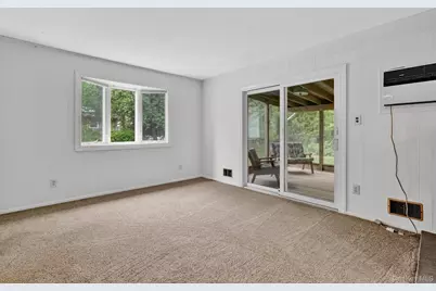 16 Oak Road, New City, NY 10956 - Photo 11