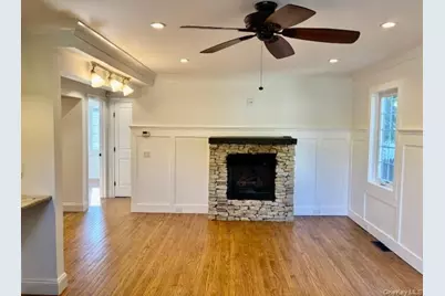 285 Broadway Greenlawn, Huntington, NY 11743 - Photo 5