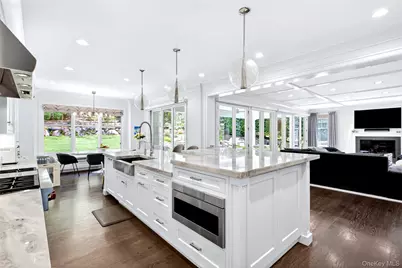 35 Mimosa Drive, East Hills, NY 11576 - Photo 15