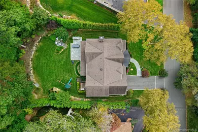 35 Mimosa Drive, East Hills, NY 11576 - Photo 43
