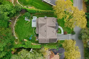 35 Mimosa Dr, East Hills, NY 11576 - Photo 43