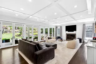 35 Mimosa Dr, East Hills, NY 11576 - Photo 11