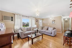 3 Lenore Ave, Hicksville, NY 11801 - Photo 7