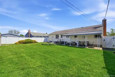 3 Lenore Avenue, Hicksville, NY 11801 - Photo 23