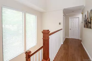 81 Estate Dr, Jericho, NY 11753 - Photo 15