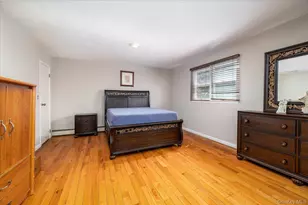 212 Gordon Ave, Westbury, NY 11590 - Photo 15