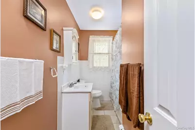 17 Biltmore Drive, Mastic Beach, NY 11951 - Photo 19