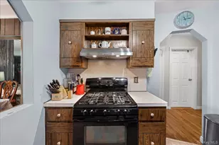 113 6th St, New Hyde Park, NY 11040 - Photo 7
