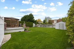 113 6th St, New Hyde Park, NY 11040 - Photo 23
