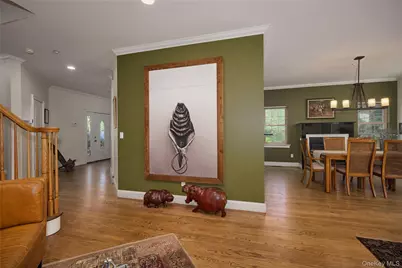1 Preserve Court, White Plains, NY 10607 - Photo 17