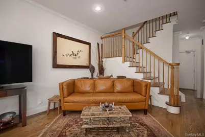 1 Preserve Court, White Plains, NY 10607 - Photo 19
