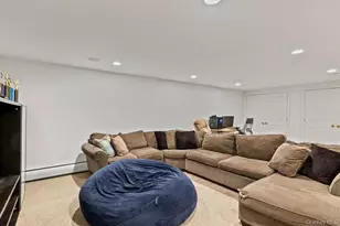 24 Oxford Dr, Suffern, NY 10901 - Photo 33