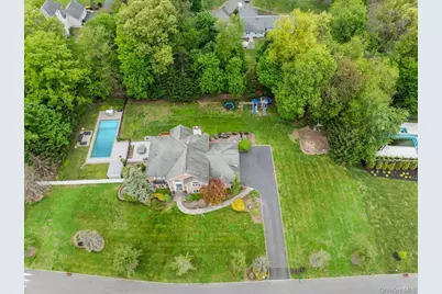 24 Oxford Drive, Suffern, NY 10901 - Photo 3
