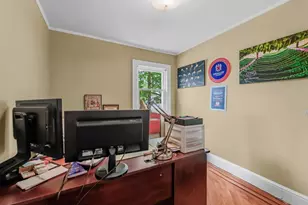 4711 Belmont Rd, Great Neck, NY 11020 - Photo 15