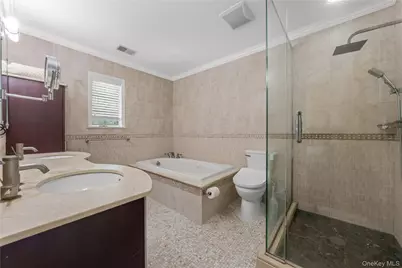 24002 Oak Park Drive #18C, Little Neck, NY 11362 - Photo 17