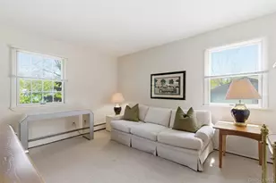 16 Amherst Ln, Smithtown, NY 11787 - Photo 21
