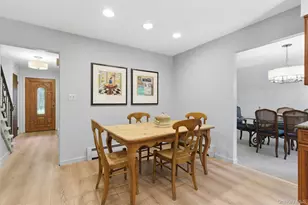 16 Amherst Ln, Smithtown, NY 11787 - Photo 11