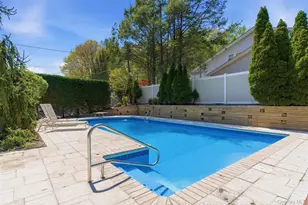 16 Amherst Ln, Smithtown, NY 11787 - Photo 25