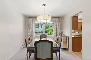 16 Amherst Ln, Smithtown, NY 11787 - Photo 5