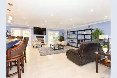 120 Estate Drive, Jericho, NY 11753 - Photo 3