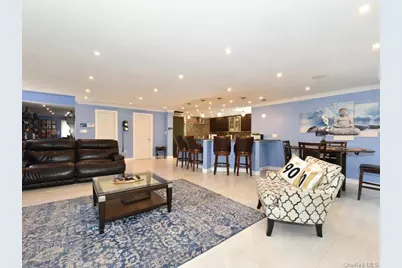 120 Estate Drive, Jericho, NY 11753 - Photo 5