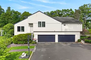 80 Tall Oak Crescent, Syosset, NY 11791 - Photo 23