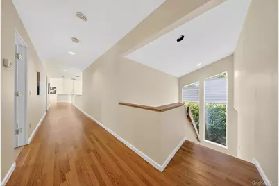 80 Tall Oak Crescent, Syosset, NY 11791 - Photo 15