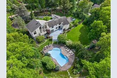 80 Tall Oak Crescent, Syosset, NY 11791 - Photo 25