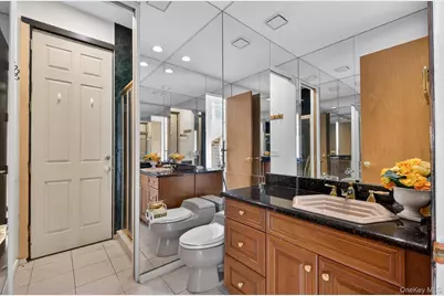 80 Tall Oak Crescent, Syosset, NY 11791 - Photo 29