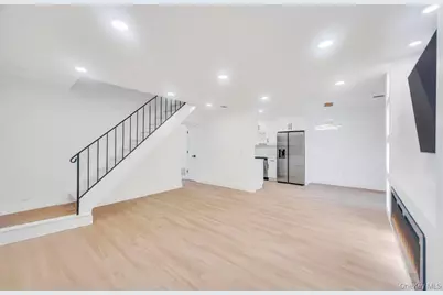 6 Amesworth Court, Middle Island, NY 11953 - Photo 15