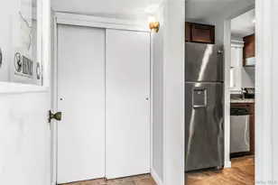 71 Paprocki Ave, West Islip, NY 11795 - Photo 17