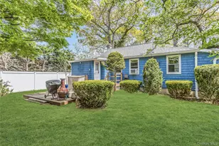 71 Paprocki Ave, West Islip, NY 11795 - Photo 19