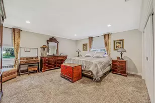 193 Dix Hills Rd, Dix Hills, NY 11746 - Photo 19