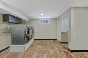 193 Dix Hills Rd, Dix Hills, NY 11746 - Photo 31