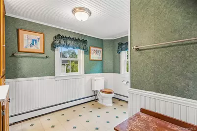 101 Jayne Avenue, Patchogue, NY 11772 - Photo 17