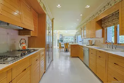 1 Rock Hill Lane, Scarsdale, NY 10583 - Photo 5