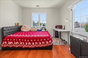 109 Gordon Ave, Westbury, NY 11590 - Photo 11