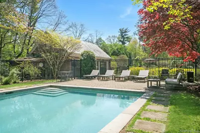 7 Forest Circle, New Rochelle, NY 10804 - Photo 5