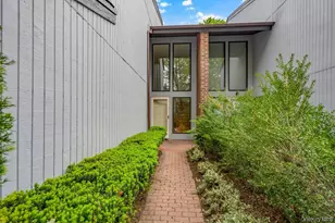 41 E View Ct, Jericho, NY 11753 - Photo 35