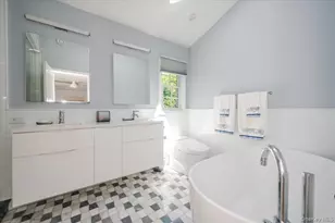 2539 Bradley Ct, Merrick, NY 11566 - Photo 17