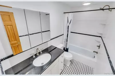269 Southport Street, Ronkonkoma, NY 11779 - Photo 41