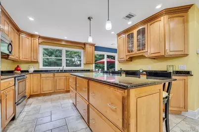 269 Southport Street, Ronkonkoma, NY 11779 - Photo 25