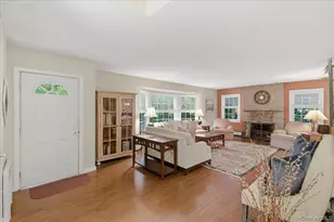 8 Prospect Ave, Garden City, NY 11530 - Photo 9