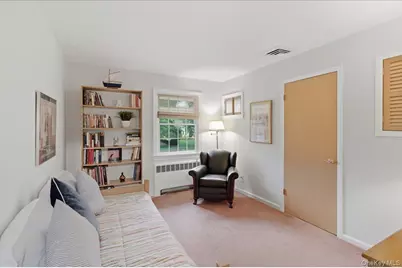 8 Prospect Avenue, Garden City, NY 11530 - Photo 23
