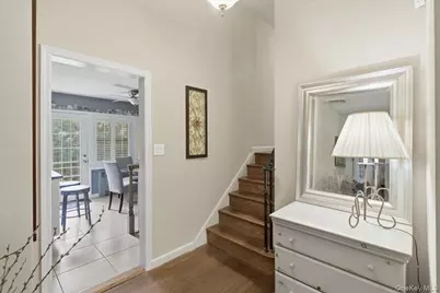 8 Prospect Avenue, Garden City, NY 11530 - Photo 11