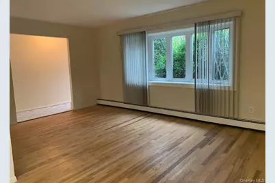 2 Vanata Court, Hempstead, NY 11550 - Photo 7