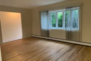 2 Vanata Ct, Hempstead, NY 11550 - Photo 7