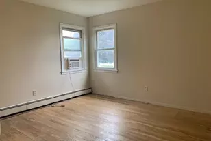 2 Vanata Ct, Hempstead, NY 11550 - Photo 15